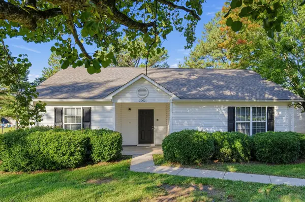 2002 Shalann DR, Spartanburg, SC 29301