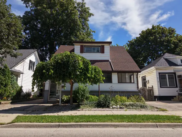 208 Edward ST, London South, ON N6C 3J2