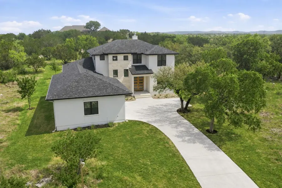 109 Rocky Summit CT, Spicewood, TX 78669