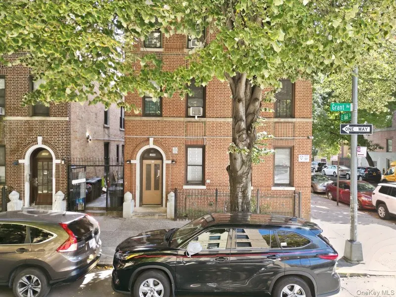 1098 Grant AVE, Bronx, NY 10456