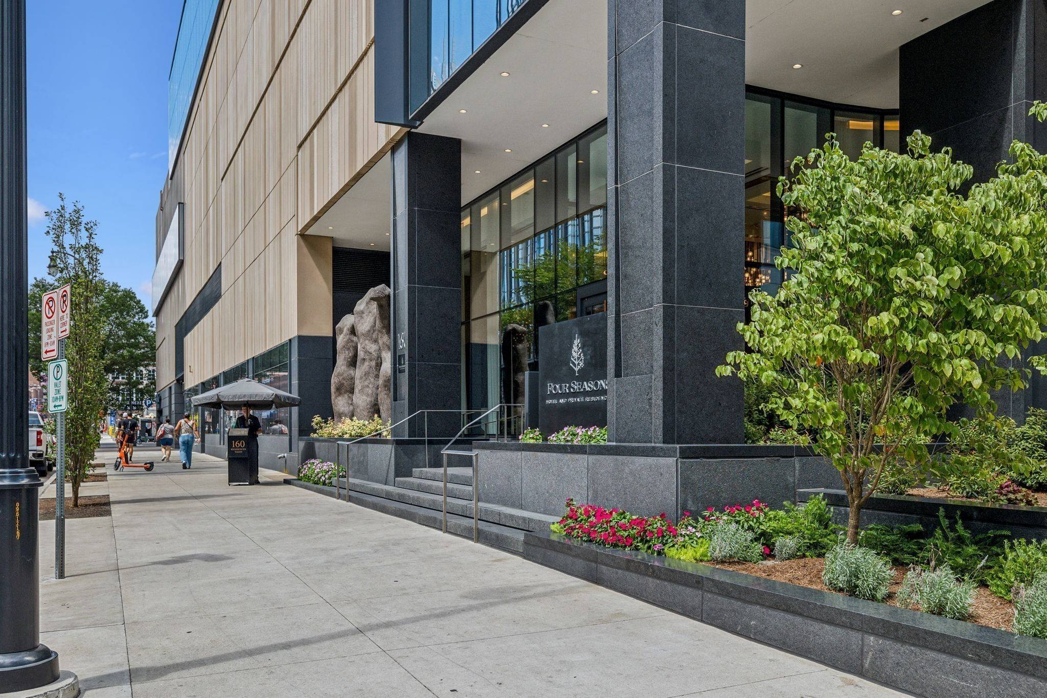 160 2nd Ave #S #2102, Nashville, TN 37201