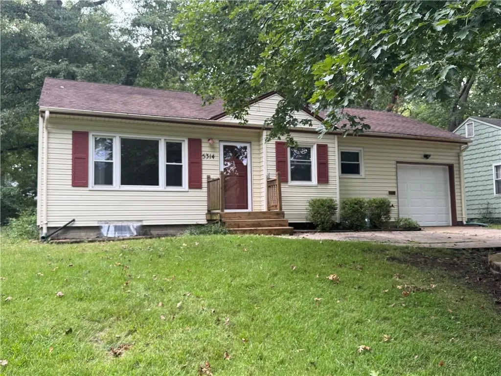 5314 Linden ST, Roeland Park, KS 66205