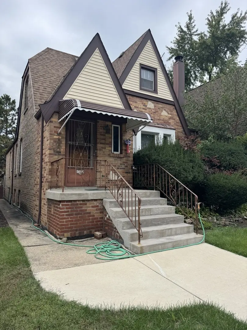 3254 N Oak Park AVE, Chicago, IL 60634