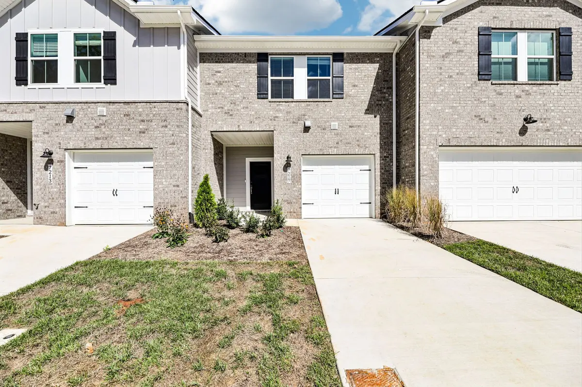 7217 Cedarcrest Ln, Fairview, TN 37062