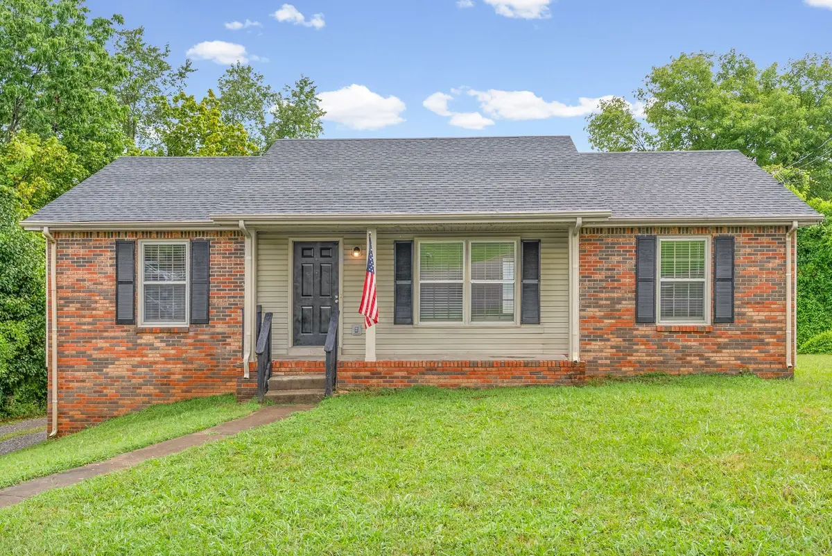 2027 Windroe Dr, Clarksville, TN 37042