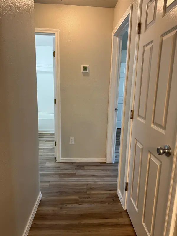 142 A VOSS PKWY #A, Cedar Creek, TX 78612