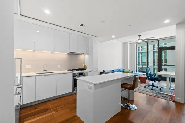 44 East Ave #1602, Austin, TX 78701