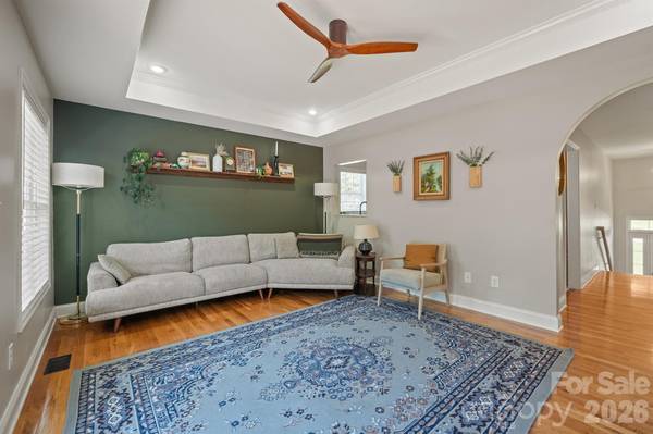 9530 Driftwood CT, Hickory, NC 28601
