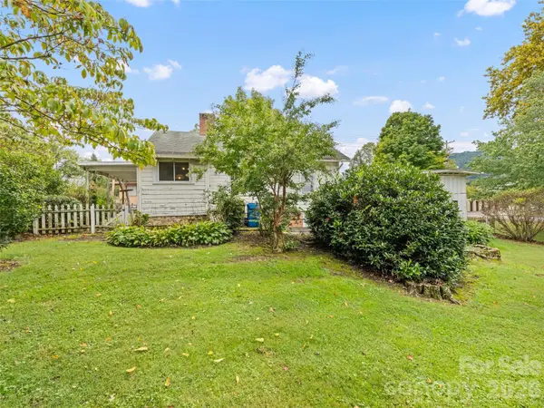 102 W Marshall ST, Waynesville, NC 28786