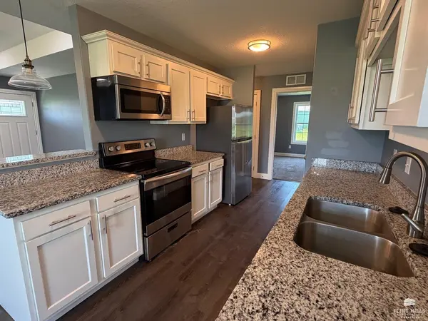 113 mill valley, Alma, KS 66401