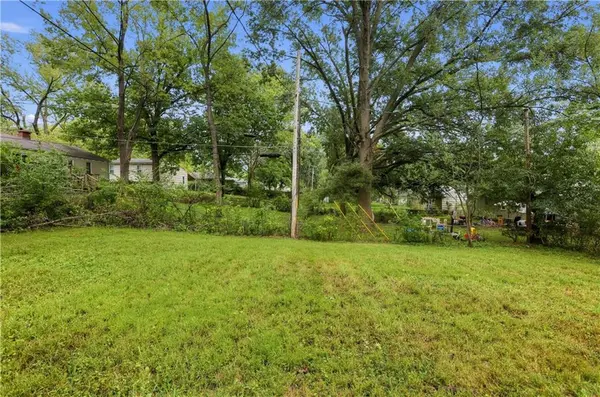 11015 HERRICK AVE, Kansas City, MO 64134