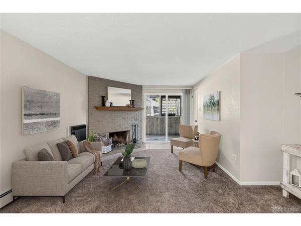 1390 Everett #111, Lakewood, CO 80215