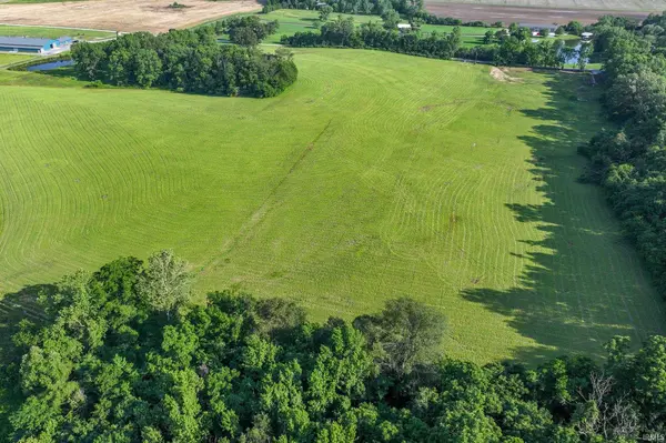 5422 Schneider RD, Newburgh, IN 47630