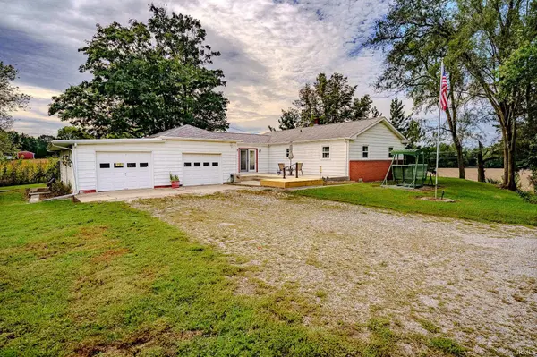 8606 E SR 38 ***, Lafayette, IN 47905