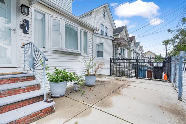 99-13 215th ST, Queens Village, NY 11429