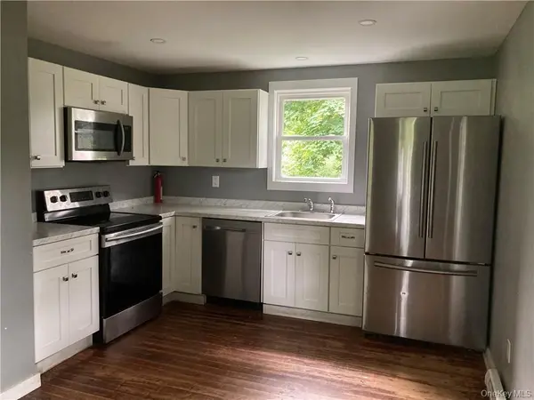 29 Jones RD #2, Warwick, NY 10990