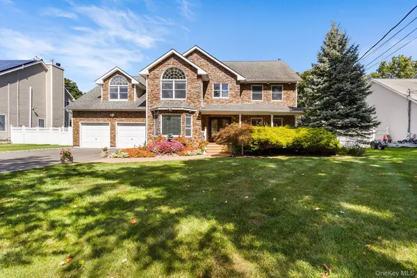 155 Little Plains RD, Huntington, NY 11743