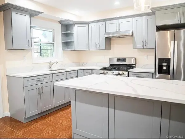 2723 Colden AVE, Bronx, NY 10469