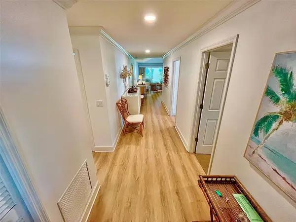 4005 OAKLEY GREENE #19, Sarasota, FL 34235