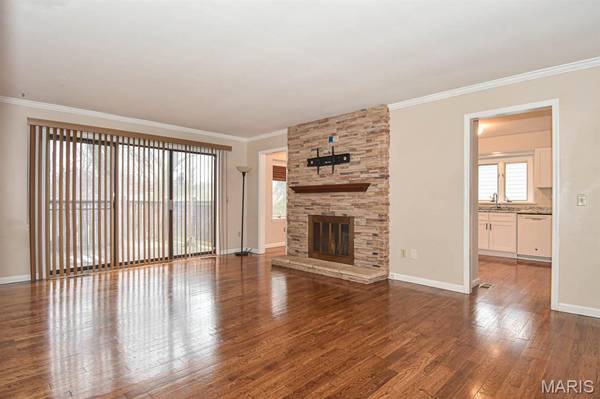 738 N Woodlawn, St Louis, MO 63122