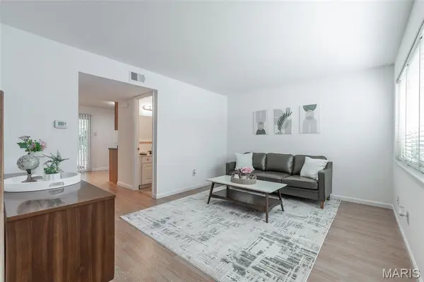10924 Carroll Wood WAY, Sappington, MO 63128