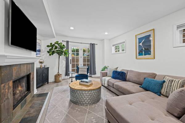 3835 N Ashland AVE #1G, Chicago, IL 60613