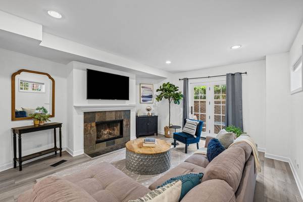 3835 N Ashland AVE #1G, Chicago, IL 60613