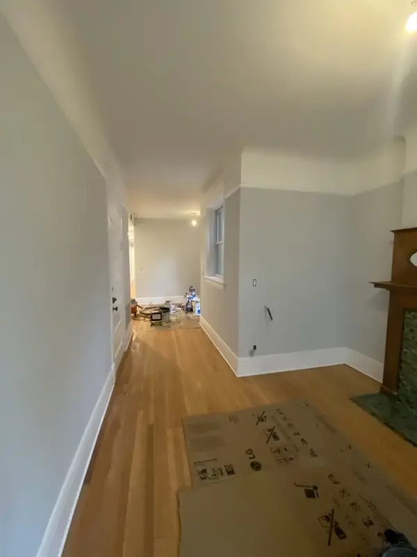 10 W CHESTNUT ST #4, Chicago, IL 60611