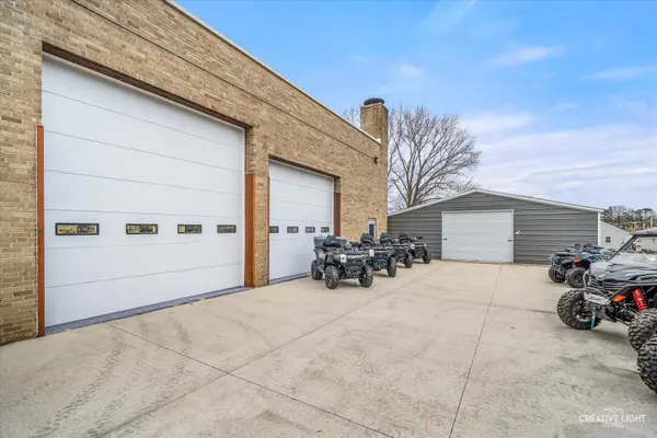 1204 S Galena AVE, Dixon, IL 61021
