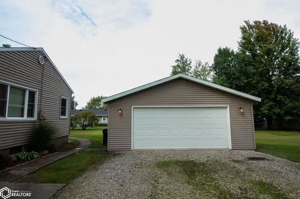 1005 Glenwood AVE, Ottumwa, IA 52501