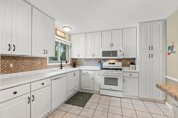 13405 Walnut DR, Burnsville, MN 55337