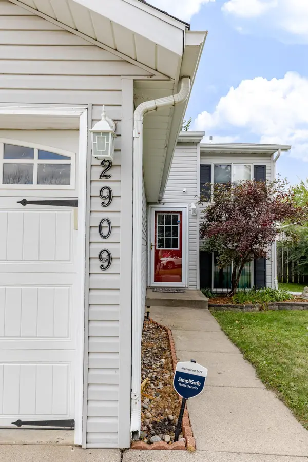 2909 29th Avenue CIR S, Moorhead, MN 56560
