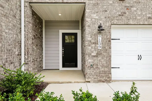 7139 Cedarcrest Ct, Fairview, TN 37062