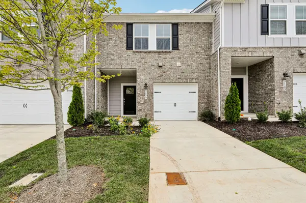7139 Cedarcrest Ct, Fairview, TN 37062
