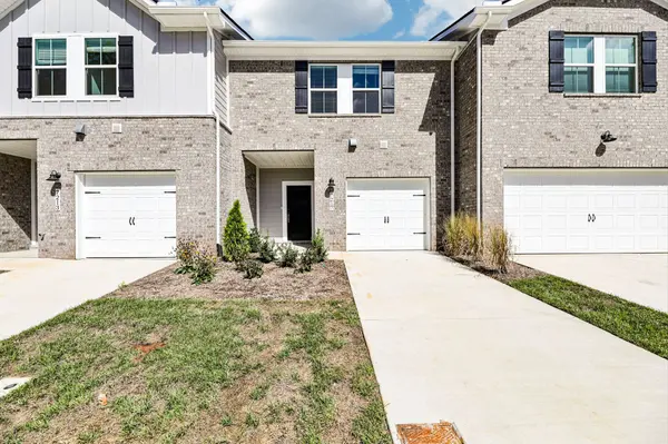 7217 Cedarcrest Ln, Fairview, TN 37062
