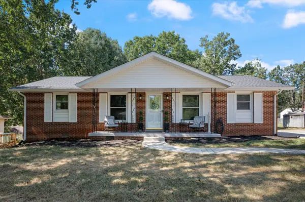 418 Seay Ct, Clarksville, TN 37043