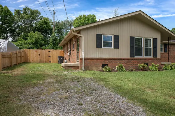 7439 George Gaines Rd, Nashville, TN 37221