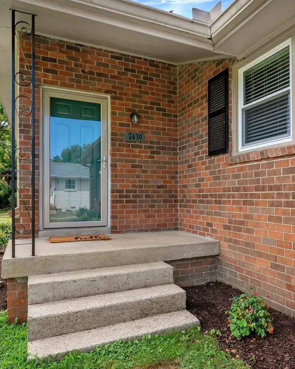 7439 George Gaines Rd, Nashville, TN 37221