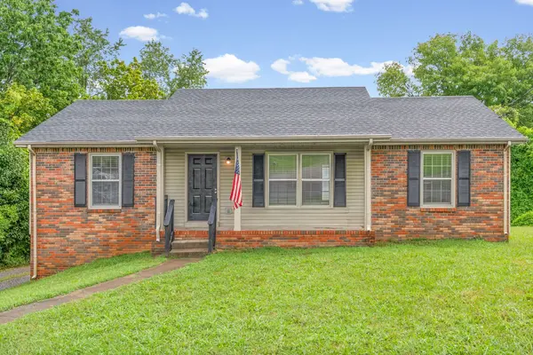 2027 Windroe Dr, Clarksville, TN 37042
