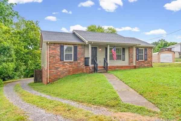 2027 Windroe Dr, Clarksville, TN 37042