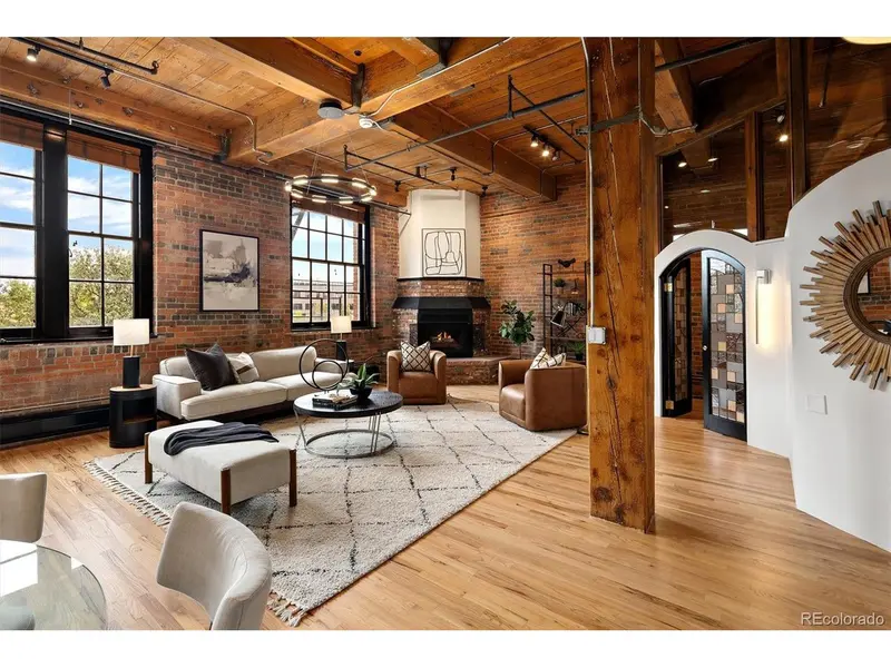 1616 14th #2F, Denver, CO 80202
