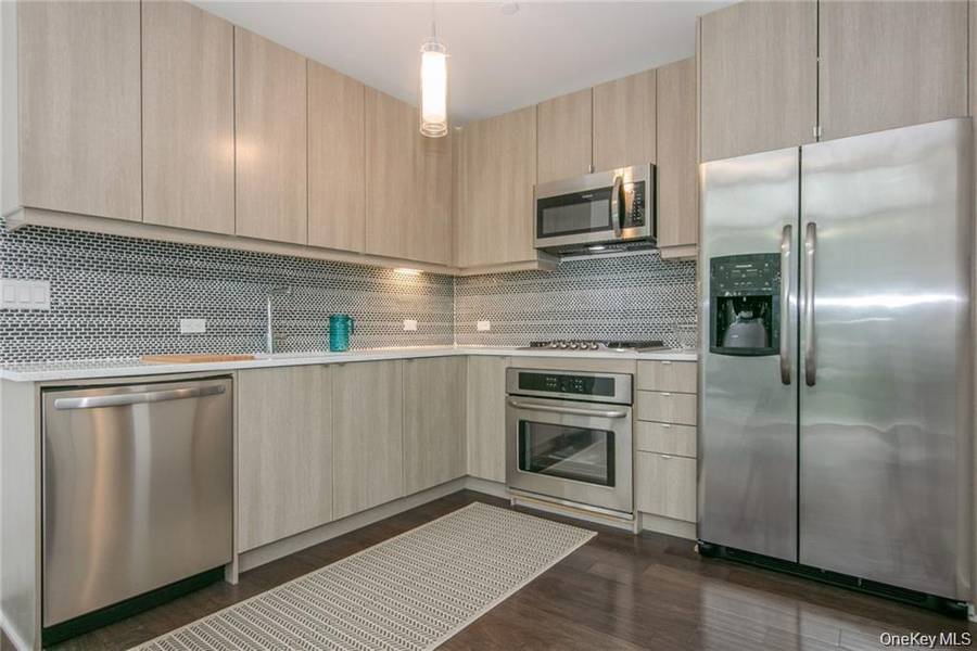 250 S Central Park AVE #4i, Hartsdale, NY 10530