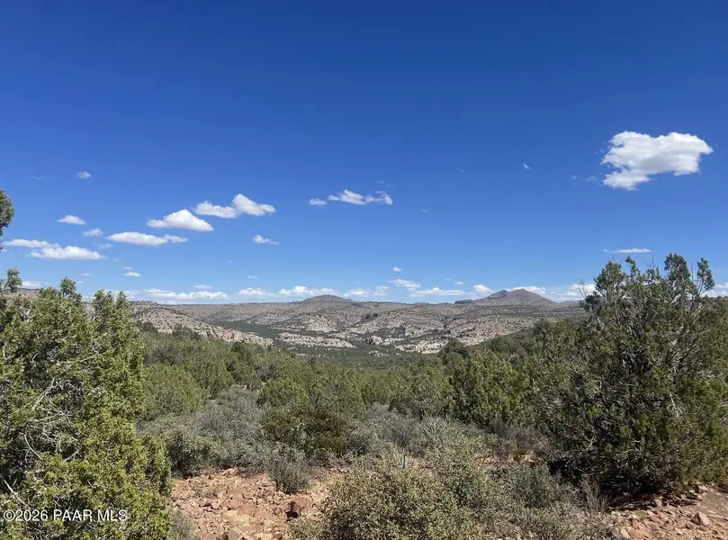 25408007 Fort Rock Ranch, Kingman, AZ 86401