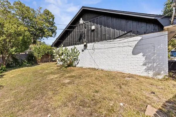 1700 Laurel Lake, Waco, TX 76710