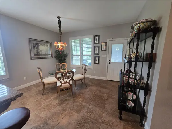140 Manawianui DR, Bastrop, TX 78602