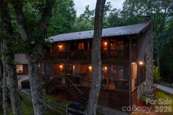 238 Falling Water DR, Burnsville, NC 28714
