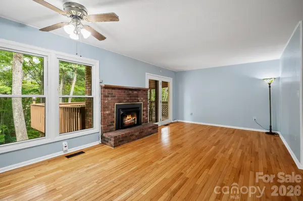 431 Pine Ridge RD, Mars Hill, NC 28754