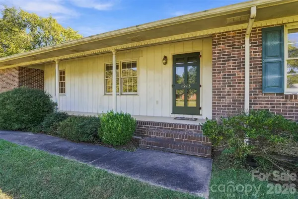 1213 Hawthorne RD, Lancaster, SC 29720