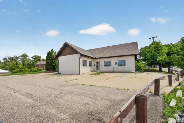 1815 S Walnut ST, Bloomington, IN 47401