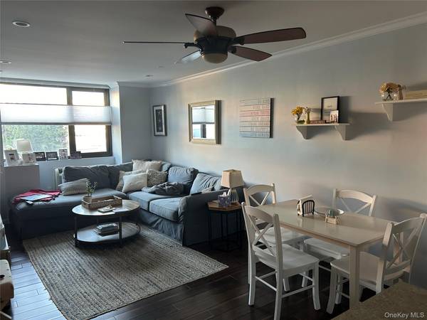 185 W Park AVE #116, Long Beach, NY 11561
